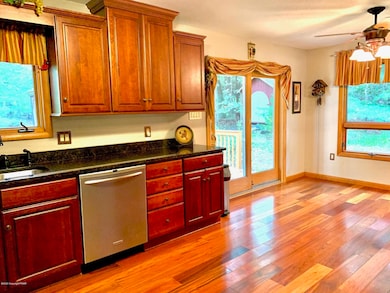 183 Maltese Rd, Effort, PA 18330 - photo 5