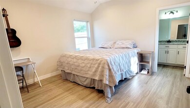 1112 W Day St, Denison, TX 75020 - photo 4