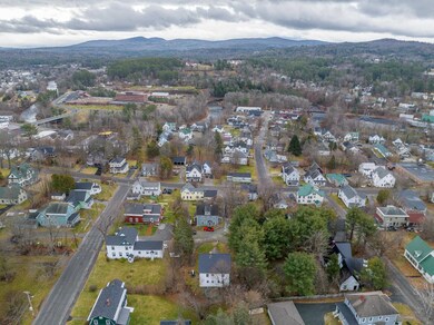 99 Pleasant St unit 2, Littleton, NH 03561 - photo 3