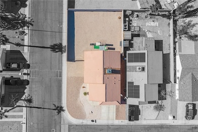 2031 Hillscroft Ct, North Las Vegas, NV 89032 - photo 2