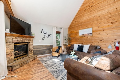 334 Greenwood Way, Pigeon Forge, TN 37863 - photo 6