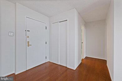 Westlake Towers unit 1402, Bethesda, MD 20817 - photo 4