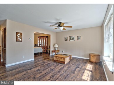 25 Dresden Ct, Sicklerville, NJ 08081 - photo 5