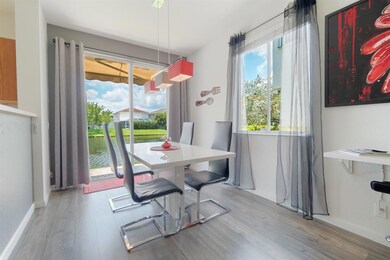 3051 Laurel Ridge Cir, Riviera Beach, FL 33404 - photo 6