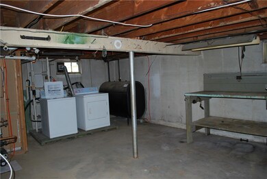 38 Winsor St, Cumberland, RI 02864 - photo 6