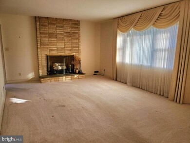 6006 Wolverton Ln, Clinton, MD 20735 - photo 2