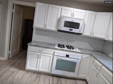 312 W Dexter St, Sherman, TX 75092 - photo 5