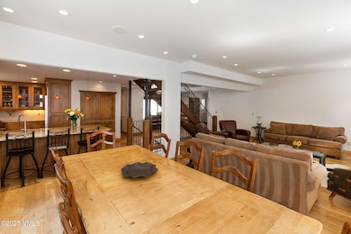 4240_spruce_way_interior_dining_a