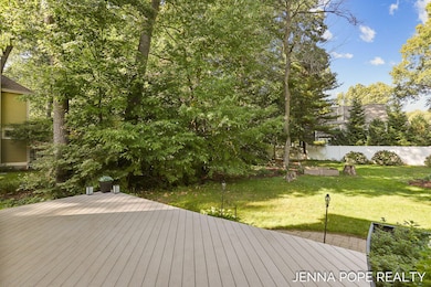 15375 Oak Point Dr, Spring Lake, MI 49456 - photo 5