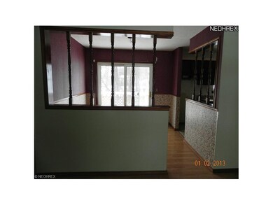 805 Hollywood Ave, Sheffield Lake, OH 44054 - photo 2