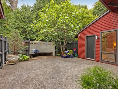 3807 NW Gordon St, Portland, OR 97210 - photo 3