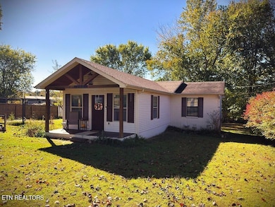 148 Chestnut St, Baxter, TN 38544 - photo 5