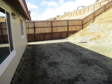 620 Husker St, Winnemucca, NV 89445 - photo 2