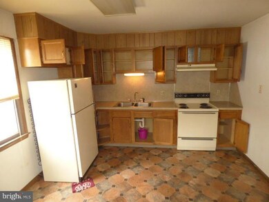 17505 Virginia Ave, Hagerstown, MD 21740 - photo 7