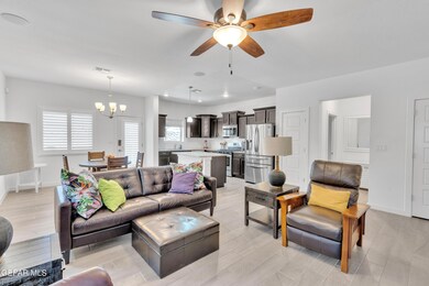 13857 Lago Vista Ave, Horizon City, TX 79928 - photo 7