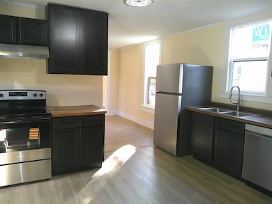 406 E Main St, Washington, IA 52353 - photo 3