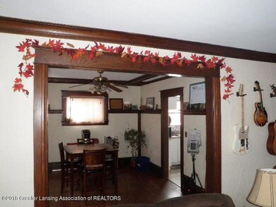 211 Smith Ave, Lansing, MI 48910 - photo 7