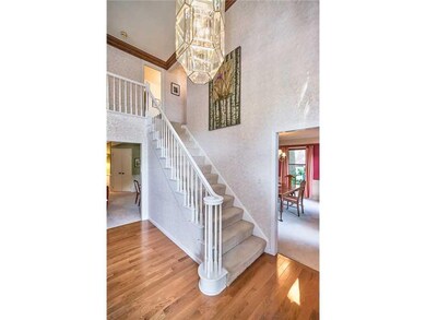 Entry/Foyer.
