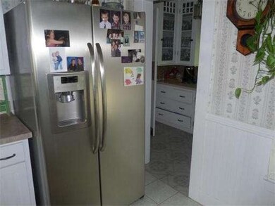 824 School St, Webster, MA 01570 - photo 6