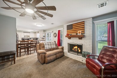 719 E Glenpool Blvd, Glenpool, OK 74033 - photo 7