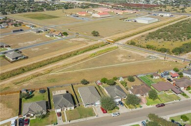 000 E Crockett Ave, Alamo, TX 78516 - photo 5