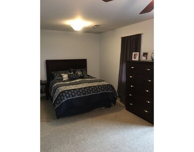 40 Winchester Ln unit 20, Fall River, MA 02721 - photo 7