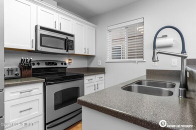 Kitchen_3