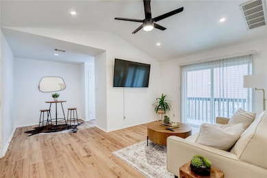 6903 Deatonhill Dr unit 23, Austin, TX 78745 - photo 7