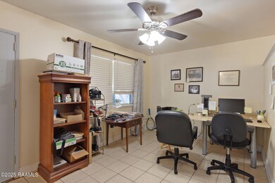 3-web-or-mls-201 S College Dr 107-3