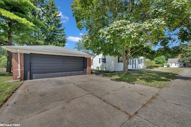 3666 Capitol Ave, Warren, MI 48091 - photo 4