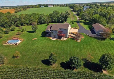 181 Glenway Rd, Brooklyn, WI 53521 - photo 2