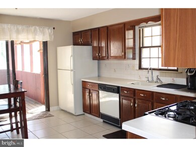 24 Woodvale Dr, Atco, NJ 08004 - photo 6