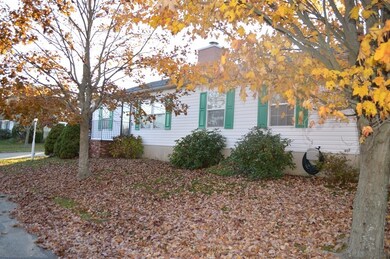 27 Hummingbird Ln, Tiverton, RI 02878 - photo 3