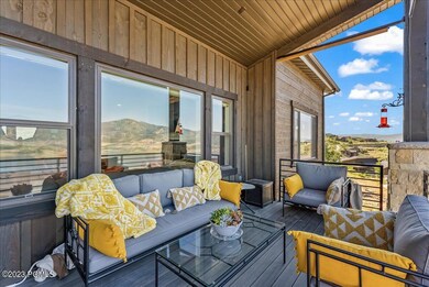 38-11253 N Shoreline ct_033