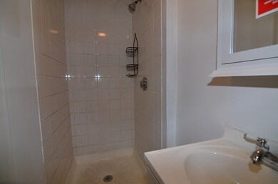 152 Main St unit 2, Quincy, MA 02169 - photo 3