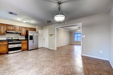 4819 W Hubbell St Phoenix AZ-large-007-D