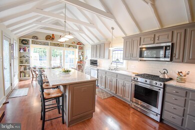 114 E Chew Ave, Saint Michaels, MD 21663 - photo 5