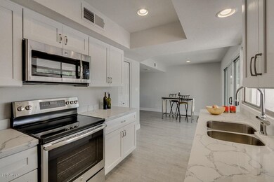 ELEGANT KITCHEN