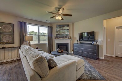 763 Prominence Rd unit 110, Columbia, TN 38401 - photo 6