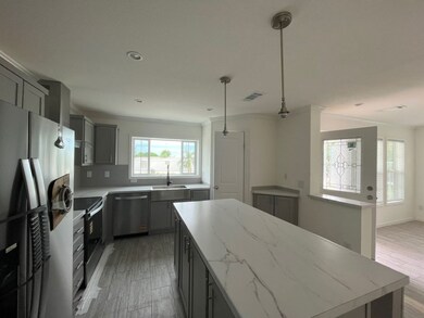 24 Eland Dr unit 24, North Fort Myers, FL 33917 - photo 4