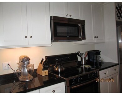 18 Cooper St unit 2, Boston, MA 02113 - photo 4
