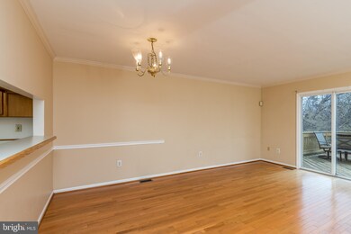 9385 Breamore Ct, Laurel, MD 20723 - photo 5