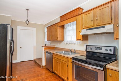 1206 N Pasteur St, New Bern, NC