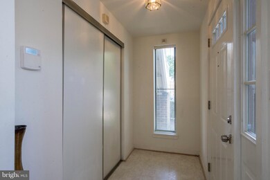 3157 Hawthorne Dr NE unit 3157, Washington, DC 20017 - photo 3