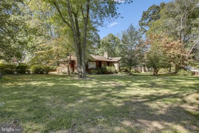 8920 Vernon View Dr, Alexandria, VA 22308 - photo 2