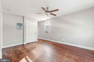 135 Denison St, Baltimore, MD 21229 - photo 4