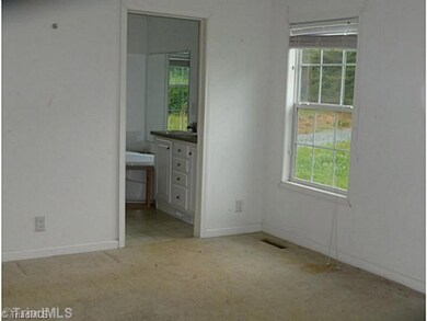 4425 Ridges Mountain Trail, Asheboro, NC 27205 - photo 7