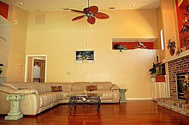 Large Fam Rm