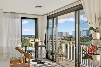 Pilot House Condominiums unit 918, Fort Lauderdale, FL 33308 - photo 3
