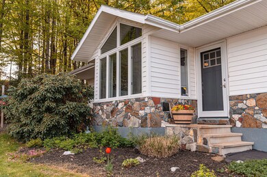 32 Orchard Cir, Lewiston, ME 04240 - photo 6